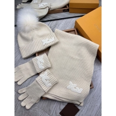 Louis Vuitton Caps Scarfs